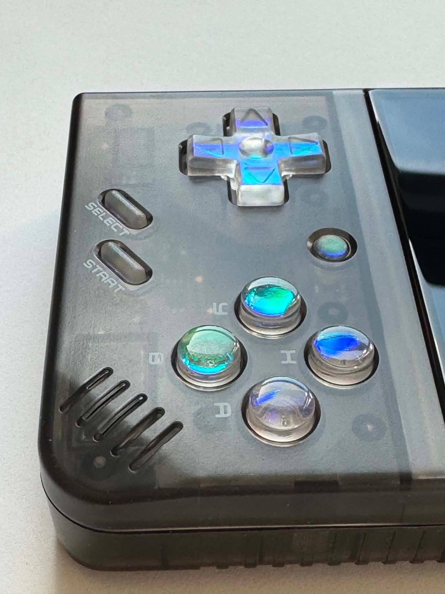 Miyoo Mini PLUS +, 1000+ Games Installed Emulator Console & 128GB SanDisk SD Quality Micro SD With Onion OS Firmware.